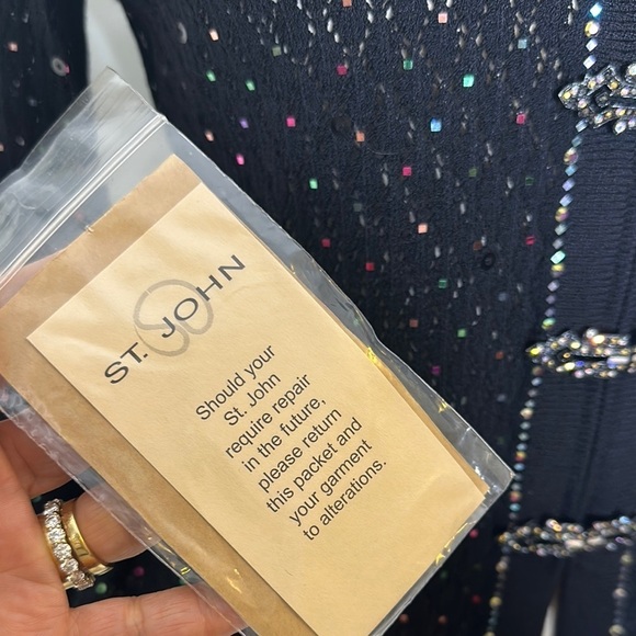 St. John Evening Black Beaded Cardigan Knit Sweater Jacket Sz4 - Picture 14 of 14